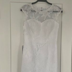 White lace dress